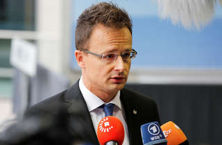 Doorsteps: Péter Szijjártó