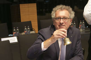 Pierre Gramegna présidant la réunion informelle des ministres de l'Economie et des Finances à Luxembourg le 11 septembre 2015