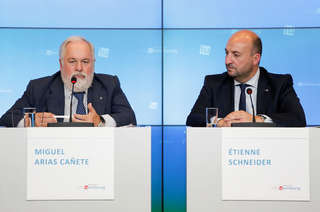 conference-presse-schneider-canete