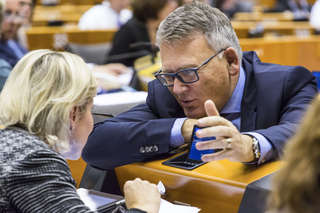 Nicolas Schmit devant le Parlement européen